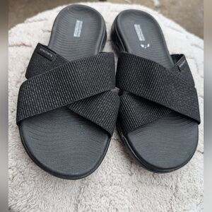 Skechers Goga Mat Black Sandals Size 8